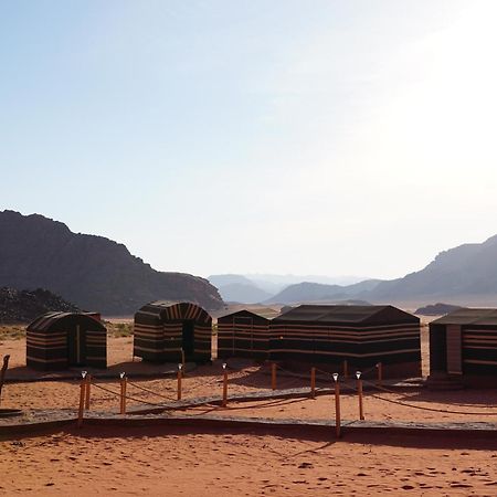 Oblivion Camp Hotell Wadi Rum Exteriör bild