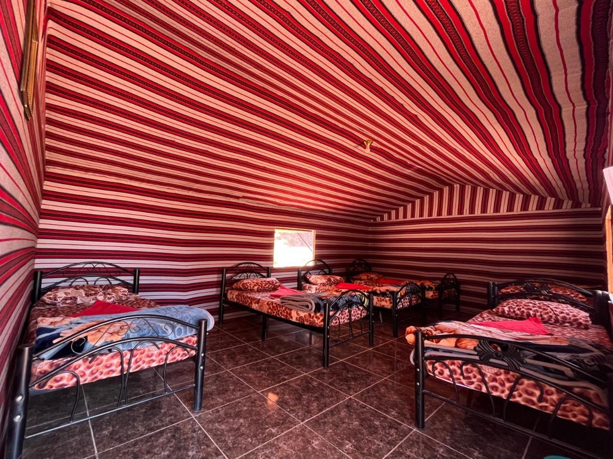 Oblivion Camp Hotell Wadi Rum Exteriör bild