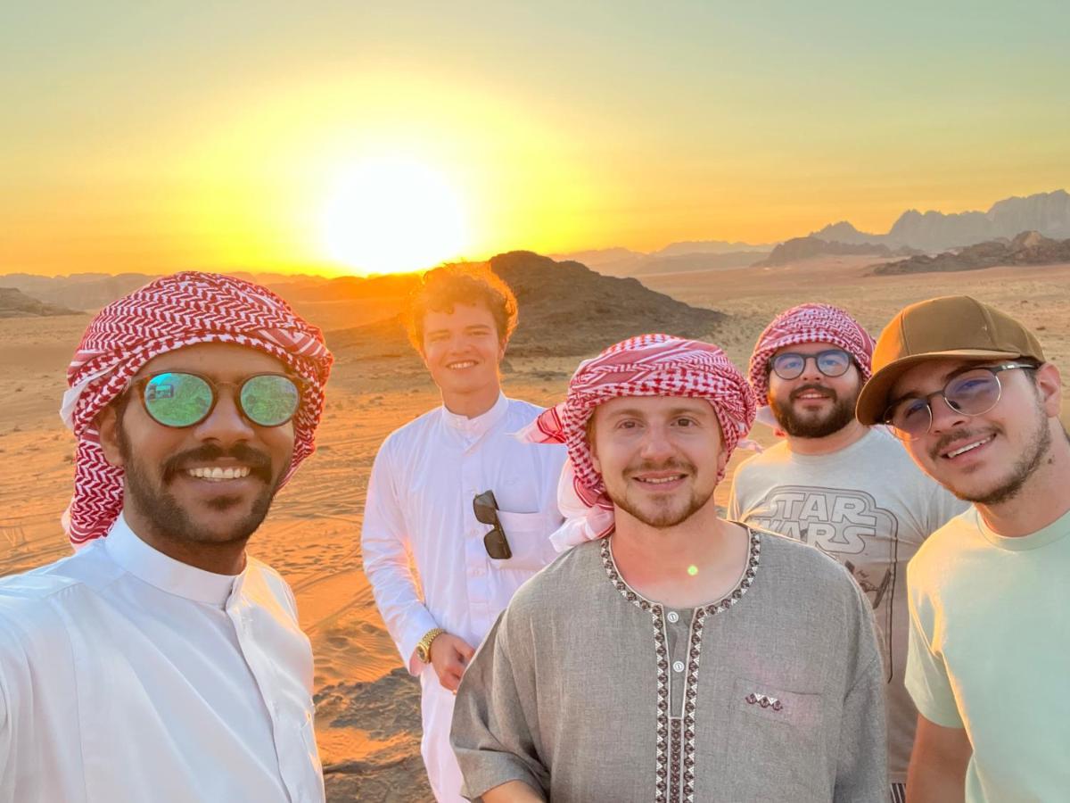 Oblivion Camp Hotell Wadi Rum Exteriör bild