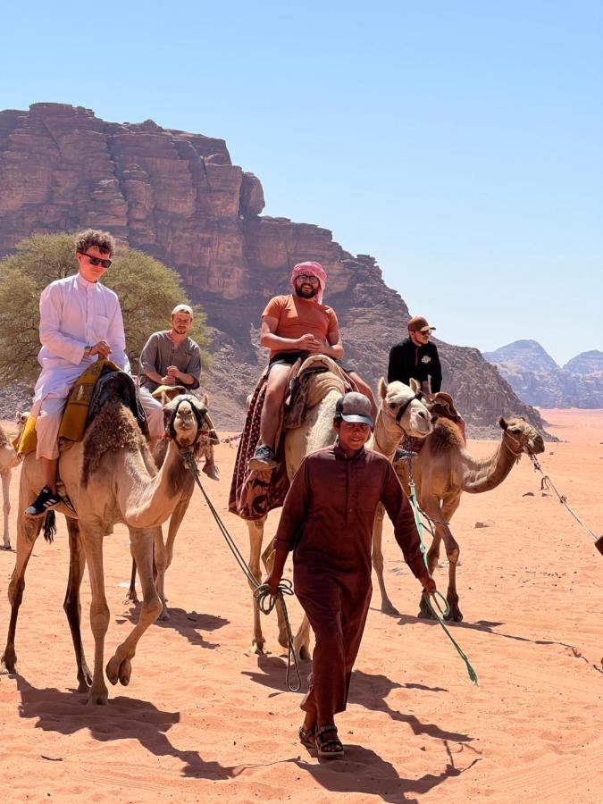 Oblivion Camp Hotell Wadi Rum Exteriör bild