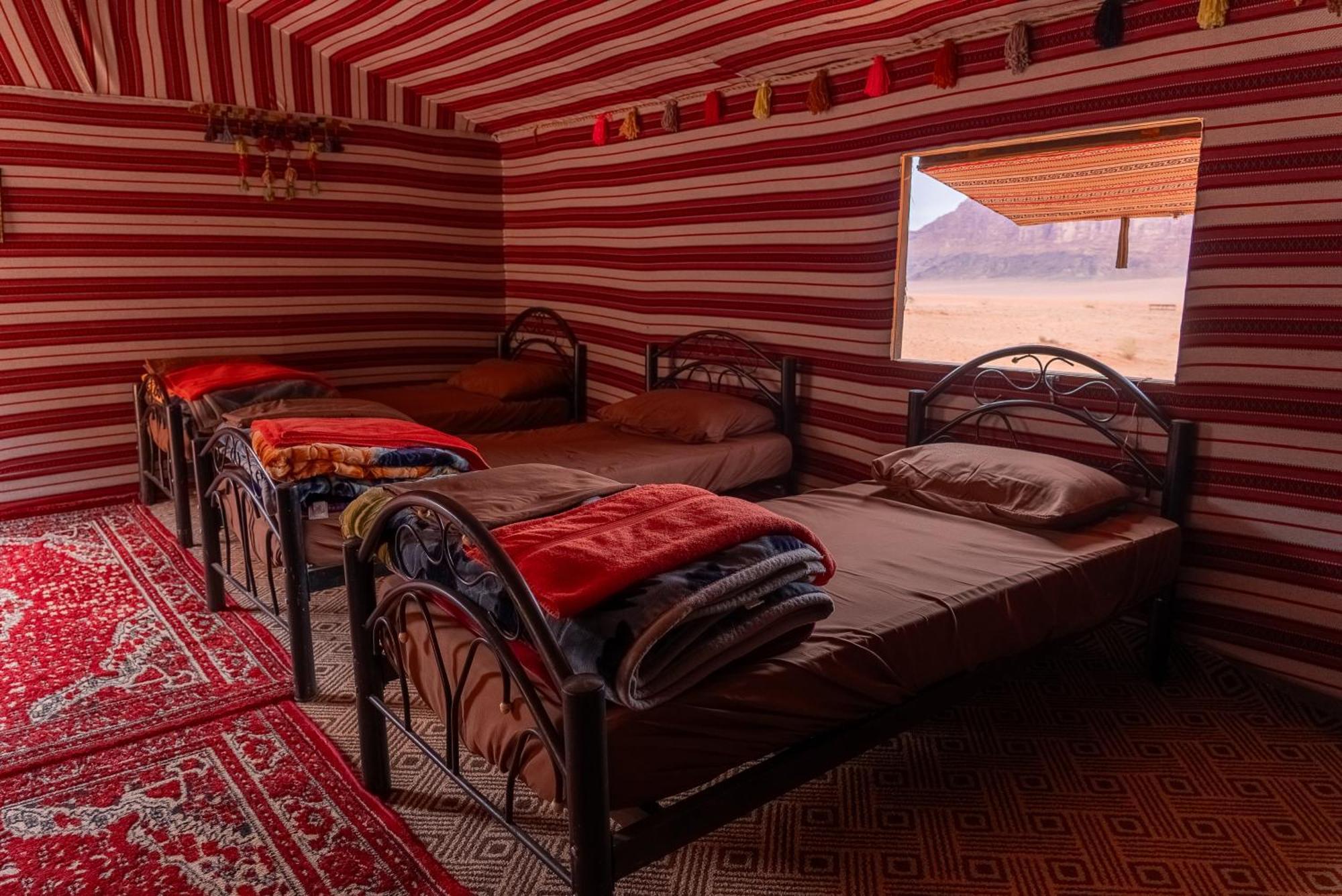 Oblivion Camp Hotell Wadi Rum Exteriör bild