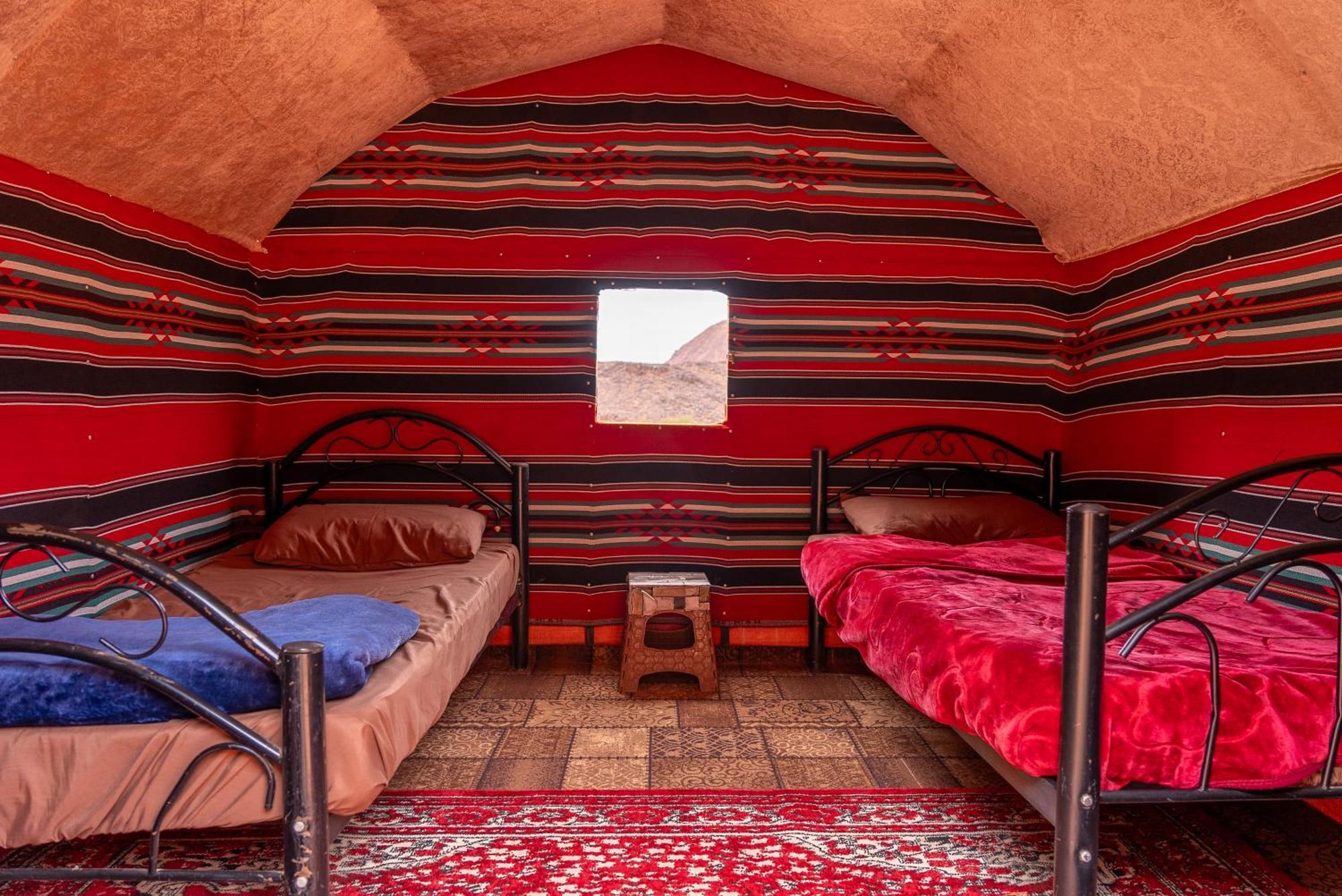 Oblivion Camp Hotell Wadi Rum Exteriör bild