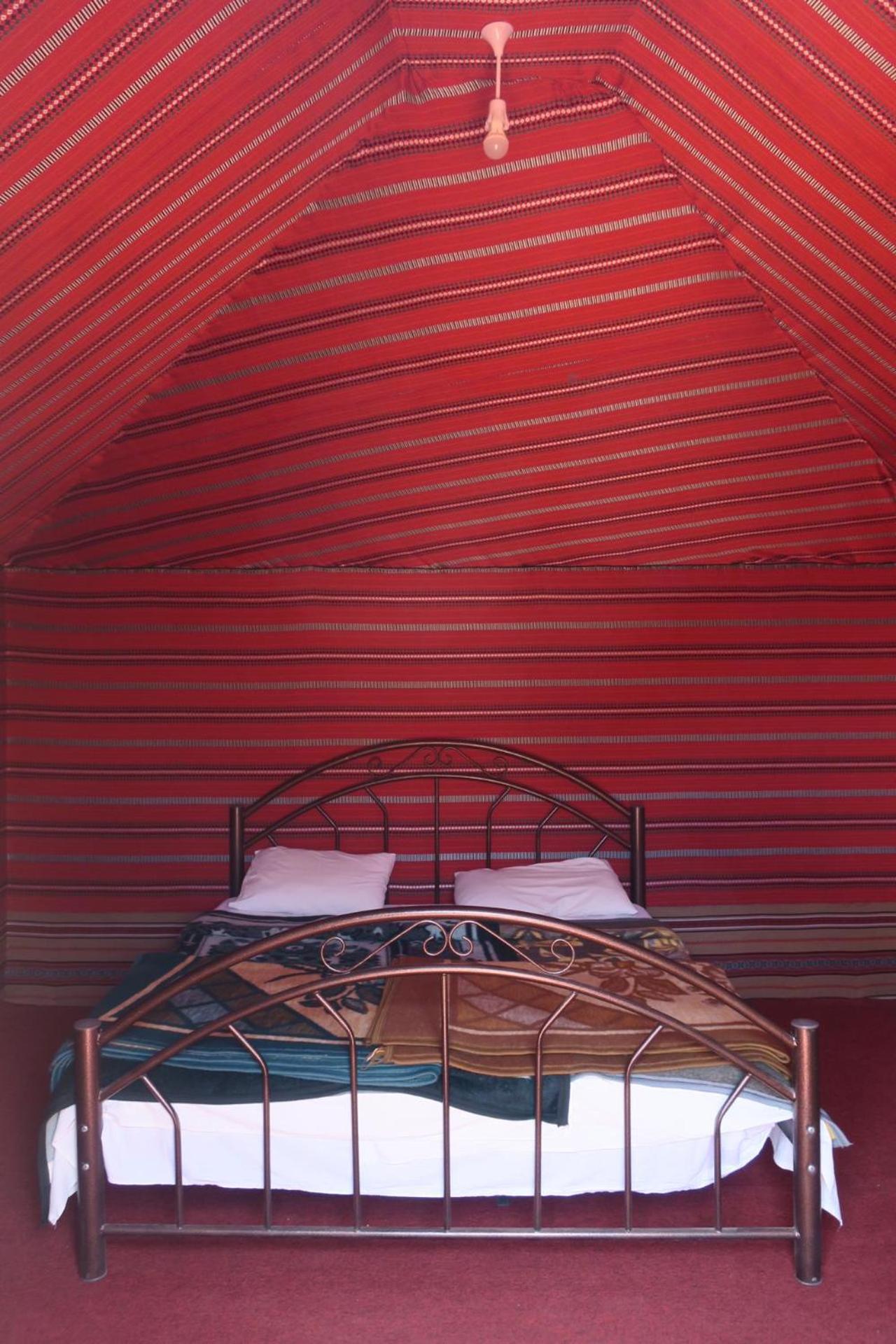 Oblivion Camp Hotell Wadi Rum Exteriör bild