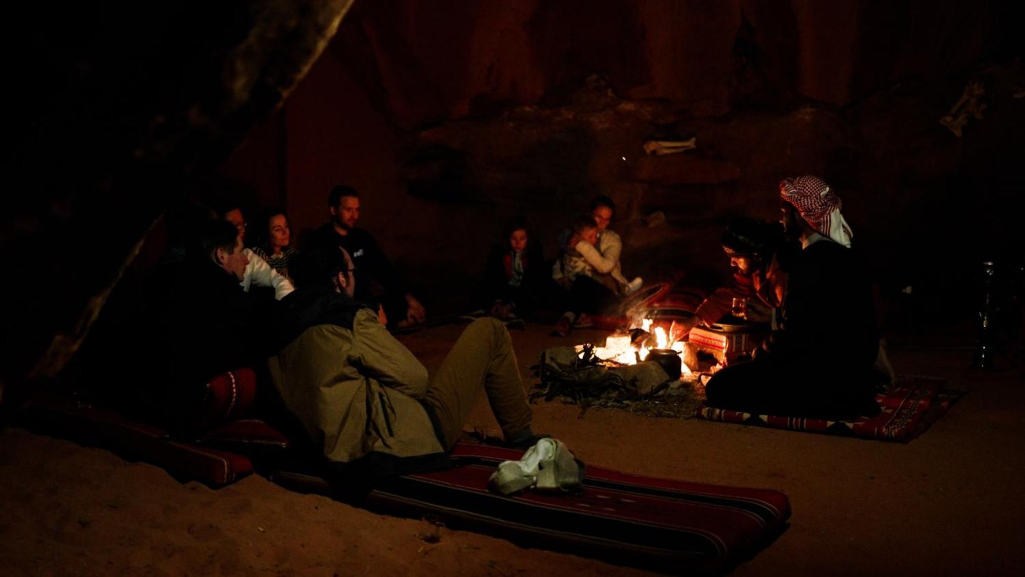 Oblivion Camp Hotell Wadi Rum Exteriör bild
