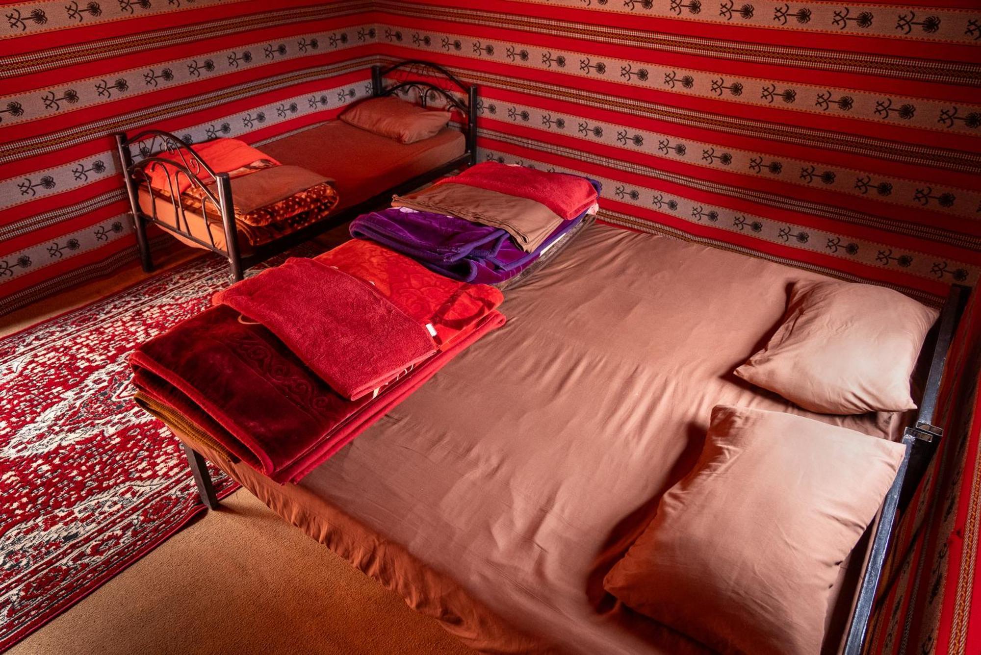 Oblivion Camp Hotell Wadi Rum Exteriör bild