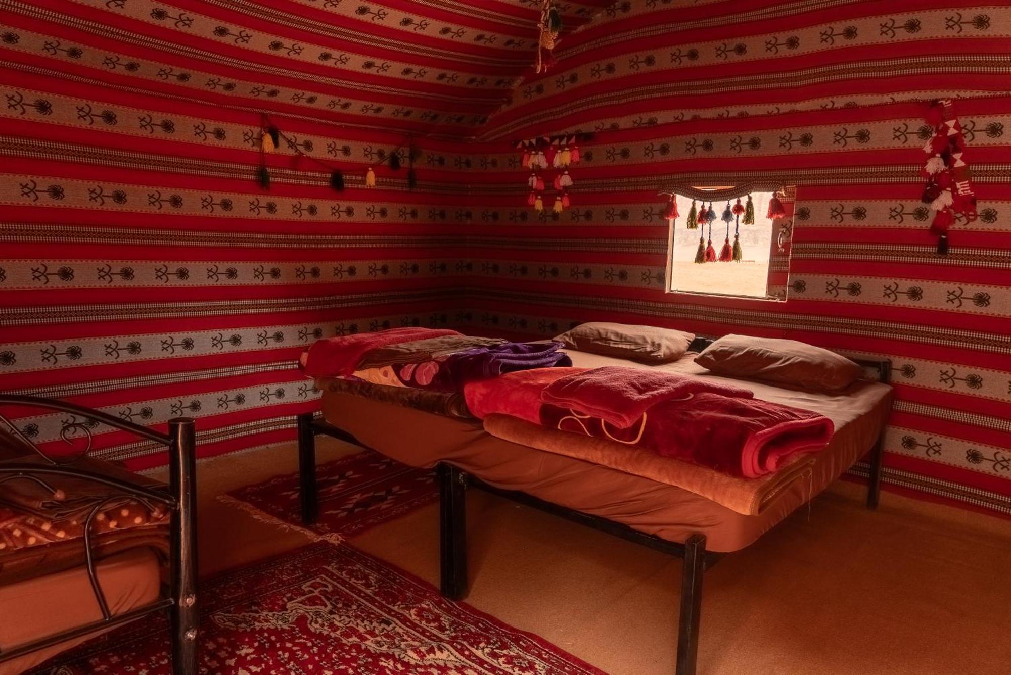 Oblivion Camp Hotell Wadi Rum Exteriör bild