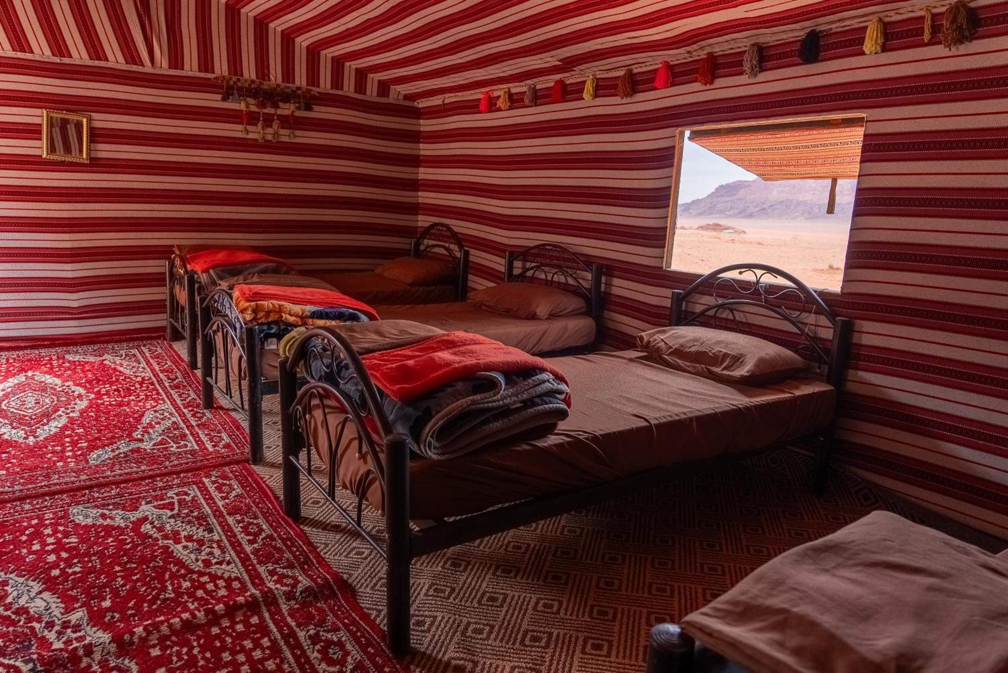 Oblivion Camp Hotell Wadi Rum Exteriör bild