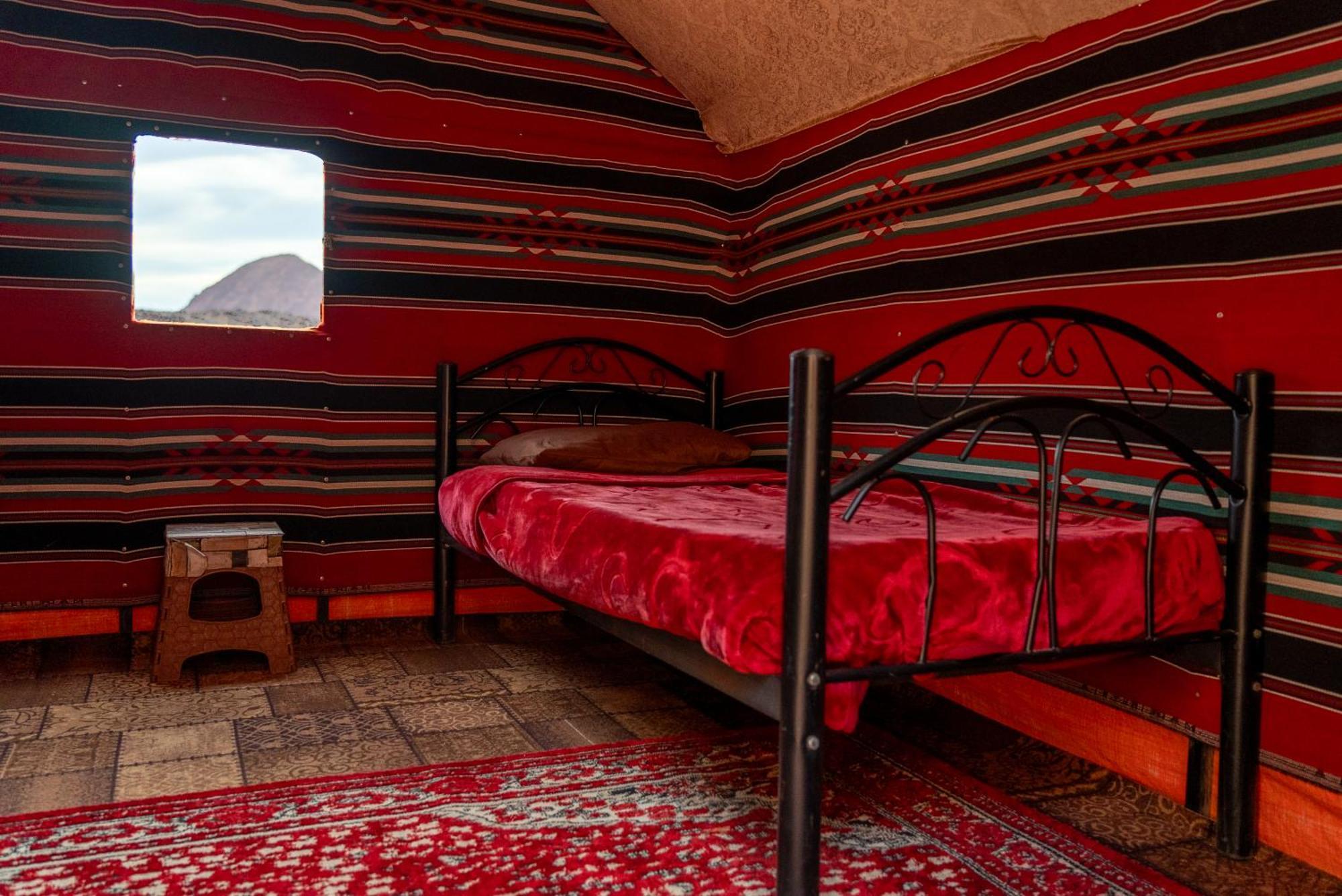 Oblivion Camp Hotell Wadi Rum Exteriör bild